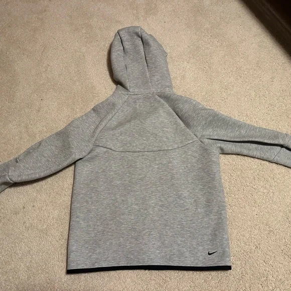 Nike Boys' Tech Fleece Full-Zip Sweatshirt - Picture 3 of 3